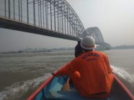 ဧရာဝတီတံတားပေါ်မှ ခုန်ချသွားသည့် ဆယ်ကျော်သက်တစ်ဦး၏အလောင်း ပြန်လည်တွေ့ရှိ